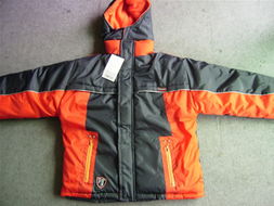 福州荣登贸易 专业男童小棉衣与服饰鞋帽零售批发服务